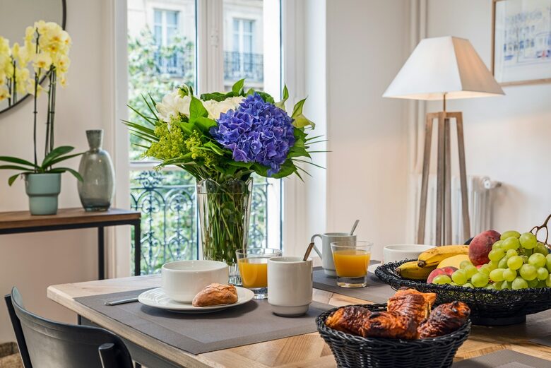 Quintess Collection - Pantheon Gardens - Paris, France