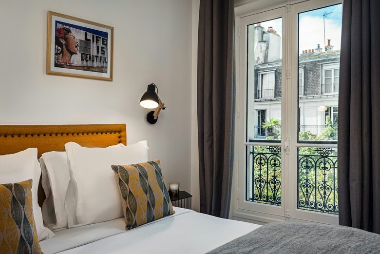 Quintess Collection - Pantheon Gardens - Paris, France