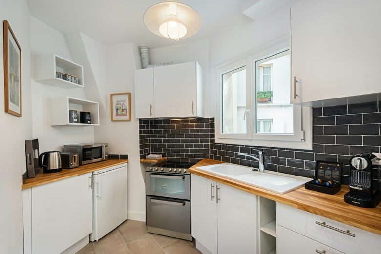 Quintess Collection - Pantheon Gardens - Paris, France