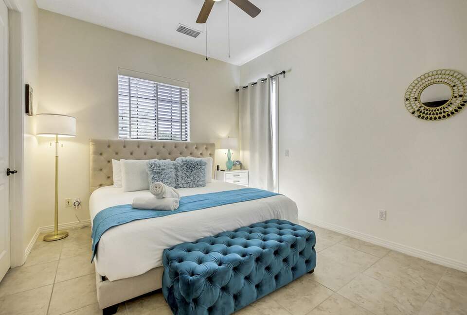 Quintess Collection - Espiritu - Indio, California