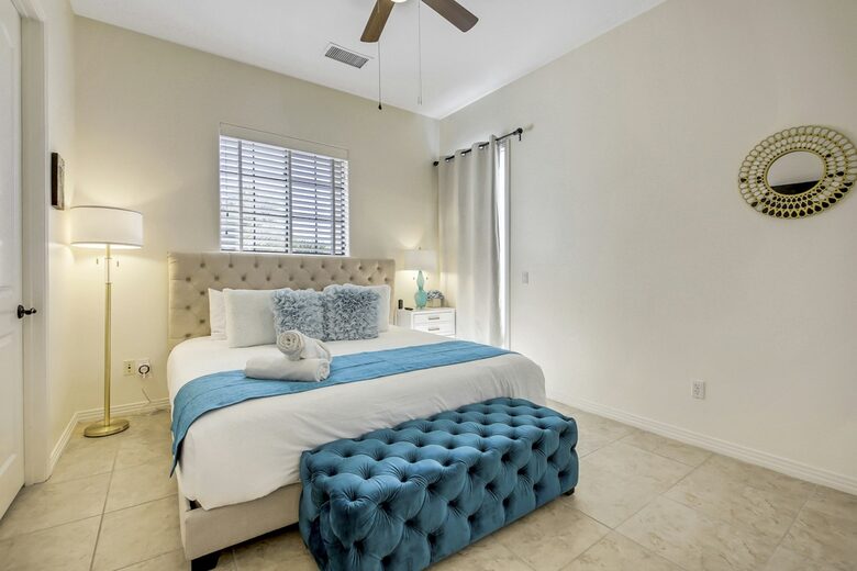 Quintess Collection - Espiritu - Indio, California