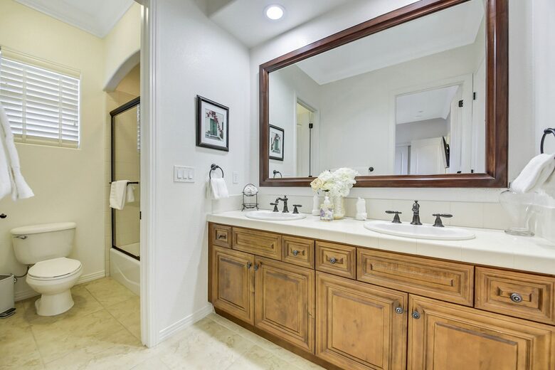 Quintess Collection - Espiritu - Indio, California