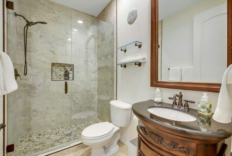 Quintess Collection - Espiritu - Indio, California