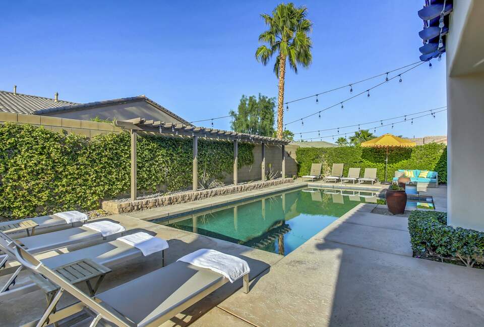 Quintess Collection - Espiritu - Indio, California