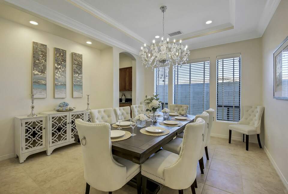 Quintess Collection - Espiritu - Indio, California