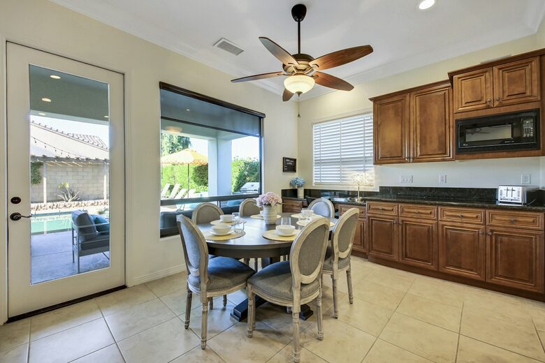 Quintess Collection - Espiritu - Indio, California