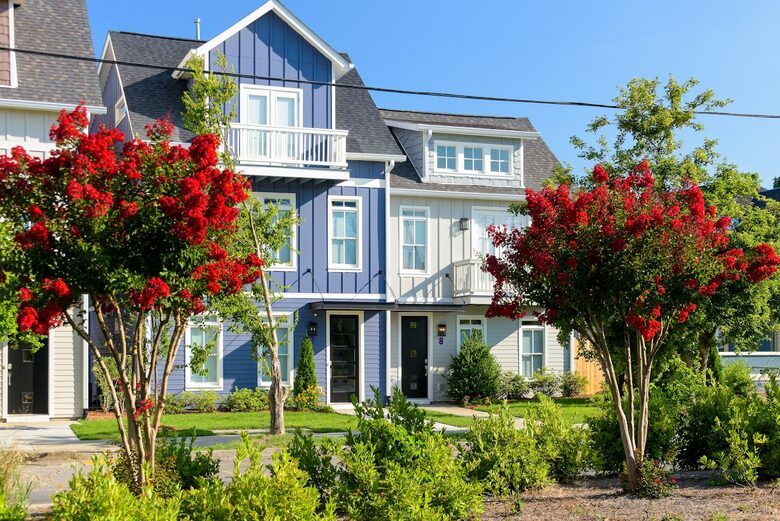 Quintess Collection - Painted Lady - Nashville, Tennessee