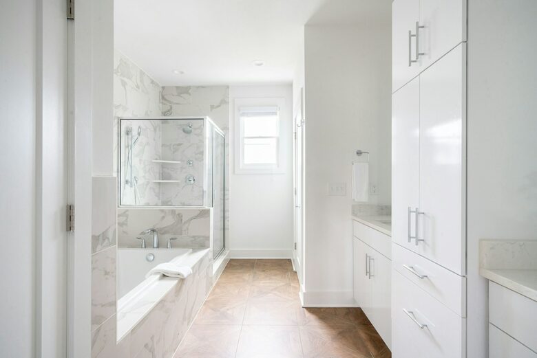 Quintess Collection - Painted Lady - Nashville, Tennessee