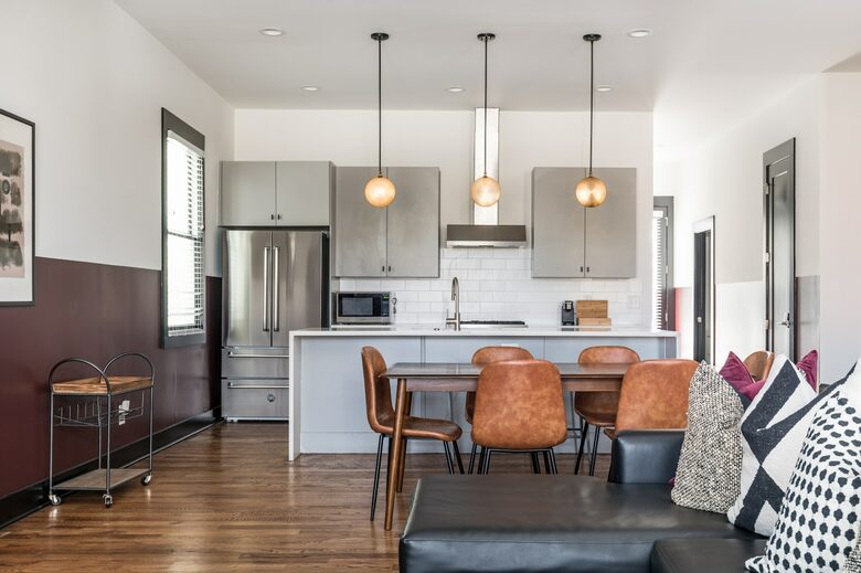 Quintess Collection - Painted Lady - Nashville, Tennessee