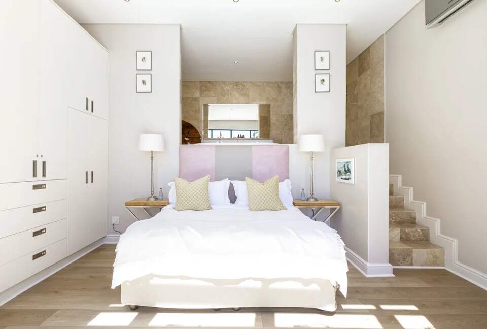 A Coastal Sanctuary Above the Waves - Cape Town, South Africa