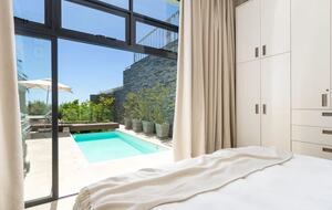 A Coastal Sanctuary Above the Waves - Cape Town, South Africa