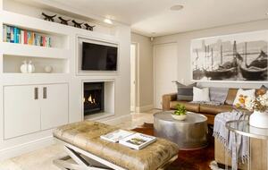 A Coastal Sanctuary Above the Waves - Cape Town, South Africa