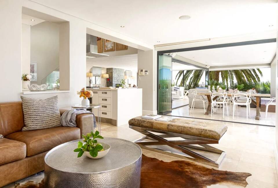 A Coastal Sanctuary Above the Waves - Cape Town, South Africa