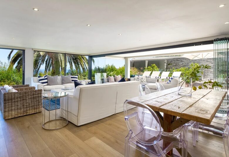 A Coastal Sanctuary Above the Waves - Cape Town, South Africa