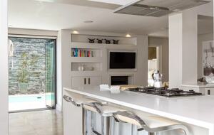 A Coastal Sanctuary Above the Waves - Cape Town, South Africa