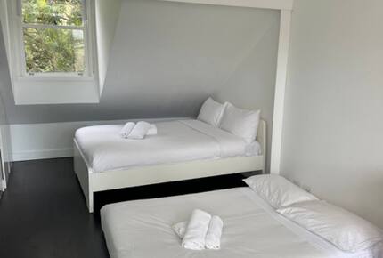 Modern Sydney Terrace House - Surry Hills, Australia