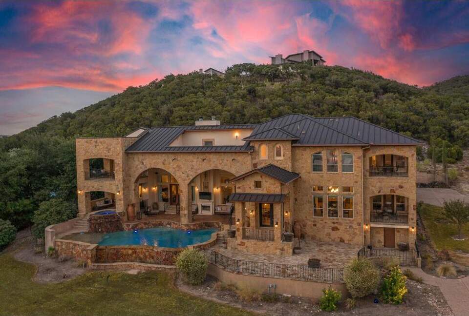 Lake Travis Luxury Estate with Panoramic Views - Volente, Texas