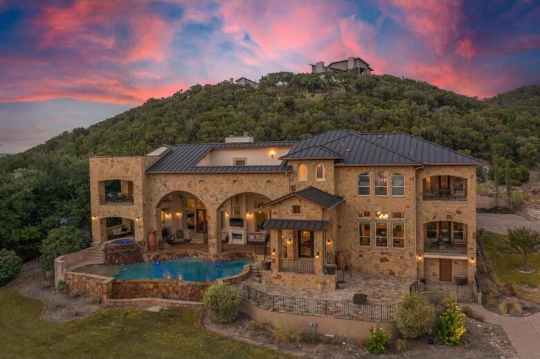 Lake Travis Luxury Estate with Panoramic Views - Volente, Texas