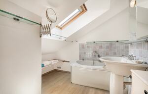 Refined Coastal Retreat with Panoramic Views - Moneglia, Italy