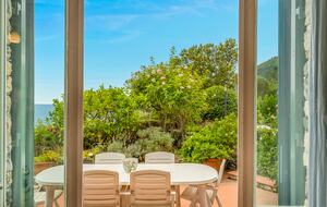 Refined Coastal Retreat with Panoramic Views - Moneglia, Italy