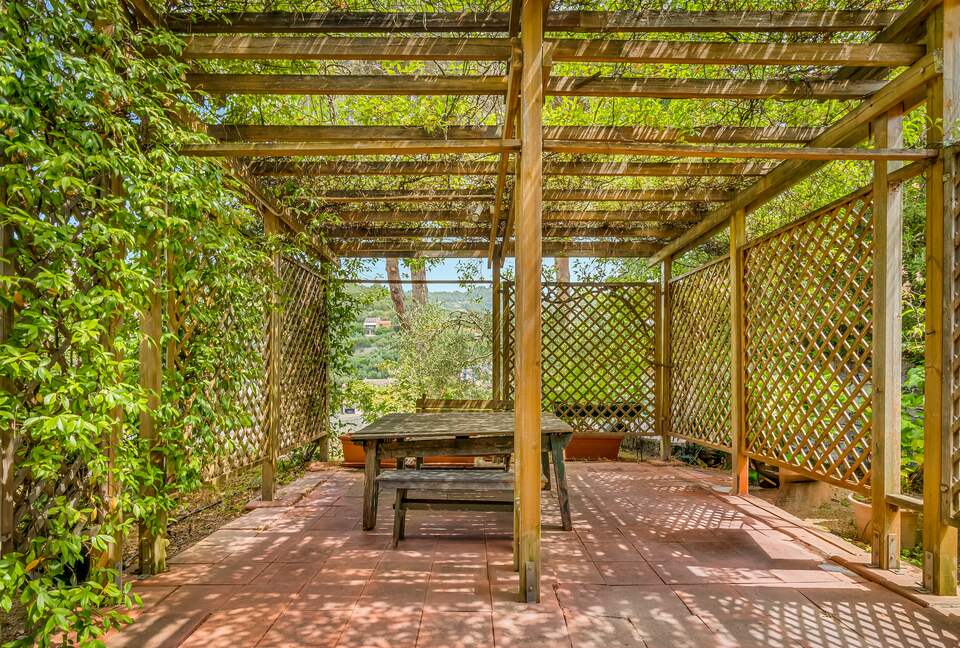 Refined Coastal Retreat with Panoramic Views - Moneglia, Italy