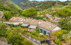 Refined Coastal Retreat with Panoramic Views - Moneglia, Italy