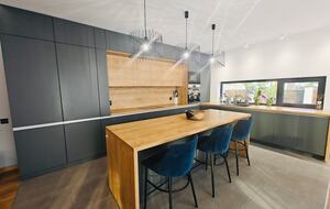 Tasteful Escape Minutes from the Capital - Otopeni, Romania