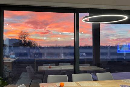 Tasteful Escape Minutes from the Capital - Otopeni, Romania