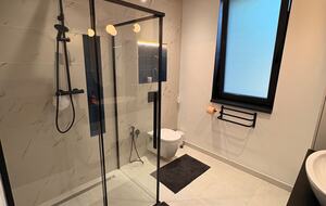 Tasteful Escape Minutes from the Capital - Otopeni, Romania