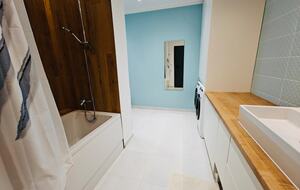 Tasteful Escape Minutes from the Capital - Otopeni, Romania