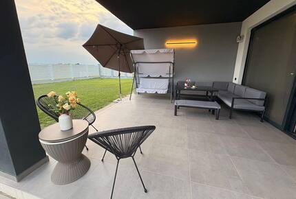 Tasteful Escape Minutes from the Capital - Otopeni, Romania