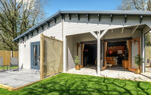 Little Yew Tree Lodge - Portsmouth, United Kingdom