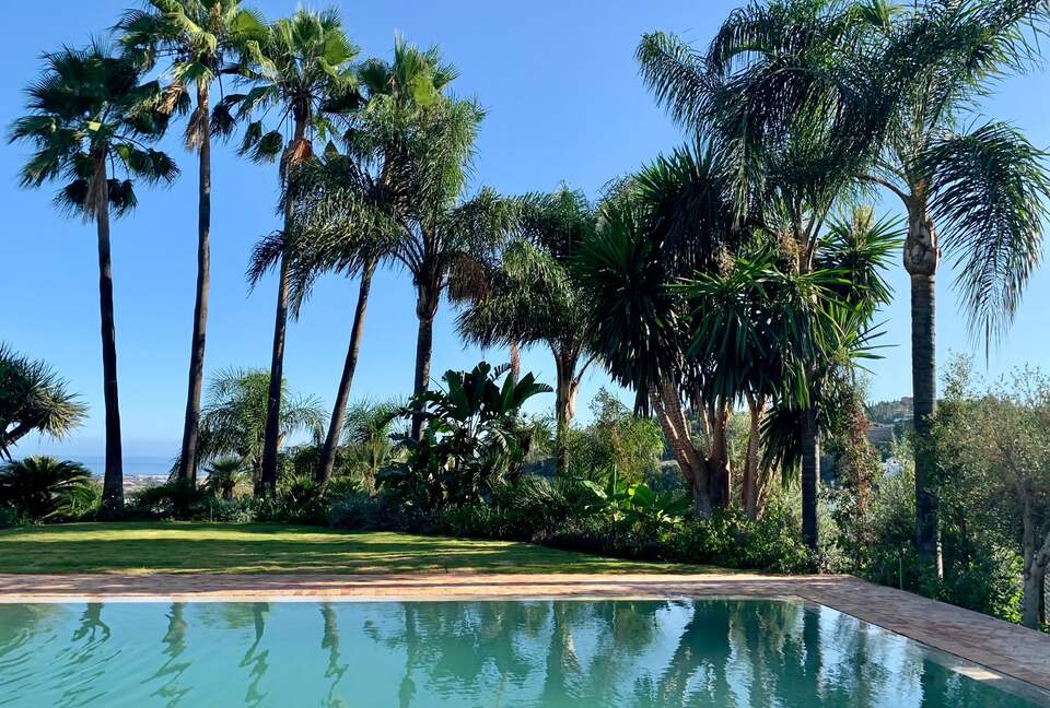 A Modern Sanctuary in Marbella’s Prestigious Hills - Benahavís, Spain