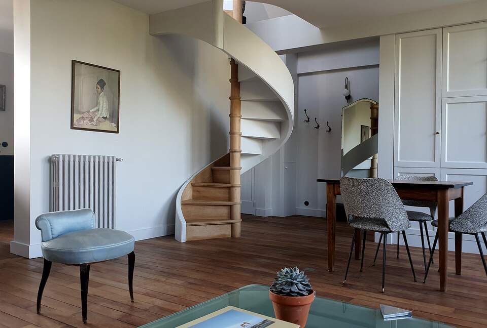 Living Room, stairs to master suite