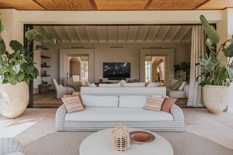 A Modern Sanctuary in Marbella’s Prestigious Hills - Benahavís, Spain