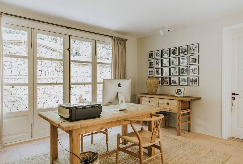 A Modern Sanctuary in Marbella’s Prestigious Hills - Benahavís, Spain