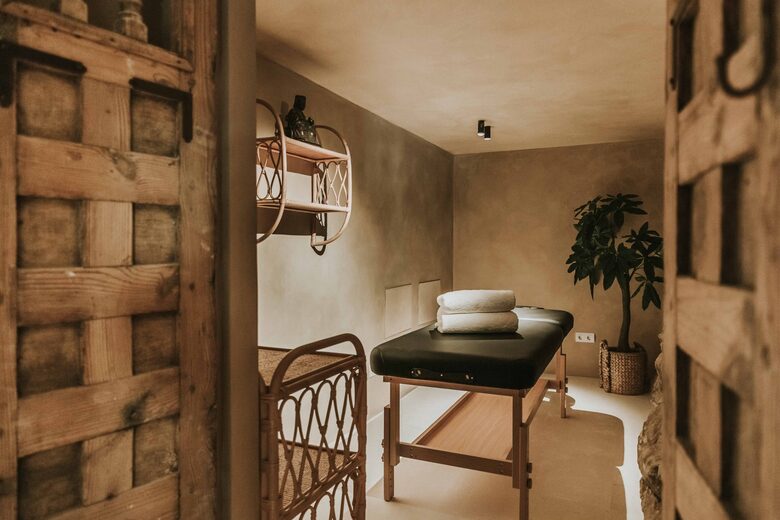 A Modern Sanctuary in Marbella’s Prestigious Hills - Benahavís, Spain