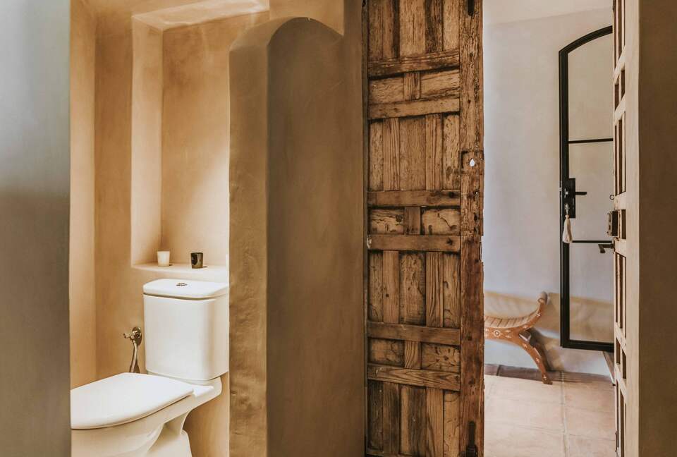 A Modern Sanctuary in Marbella’s Prestigious Hills - Benahavís, Spain