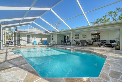 Spacious Sarasota Escape near Siesta Beach - Sarasota, Florida