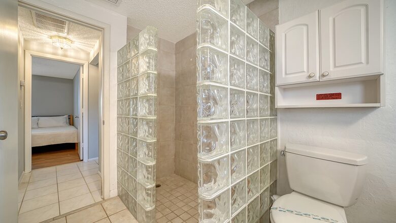 Spacious Sarasota Escape near Siesta Beach - Sarasota, Florida