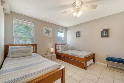 Spacious Sarasota Escape near Siesta Beach - Sarasota, Florida
