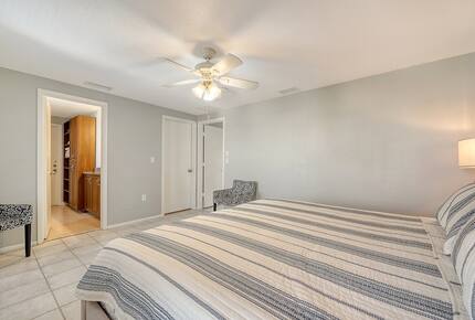 Spacious Sarasota Escape near Siesta Beach - Sarasota, Florida