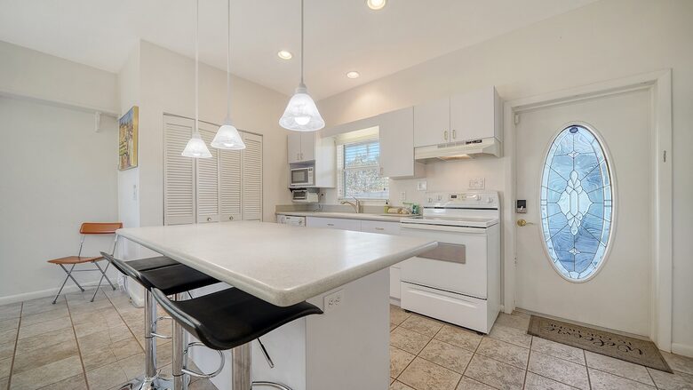 Spacious Sarasota Escape near Siesta Beach - Sarasota, Florida