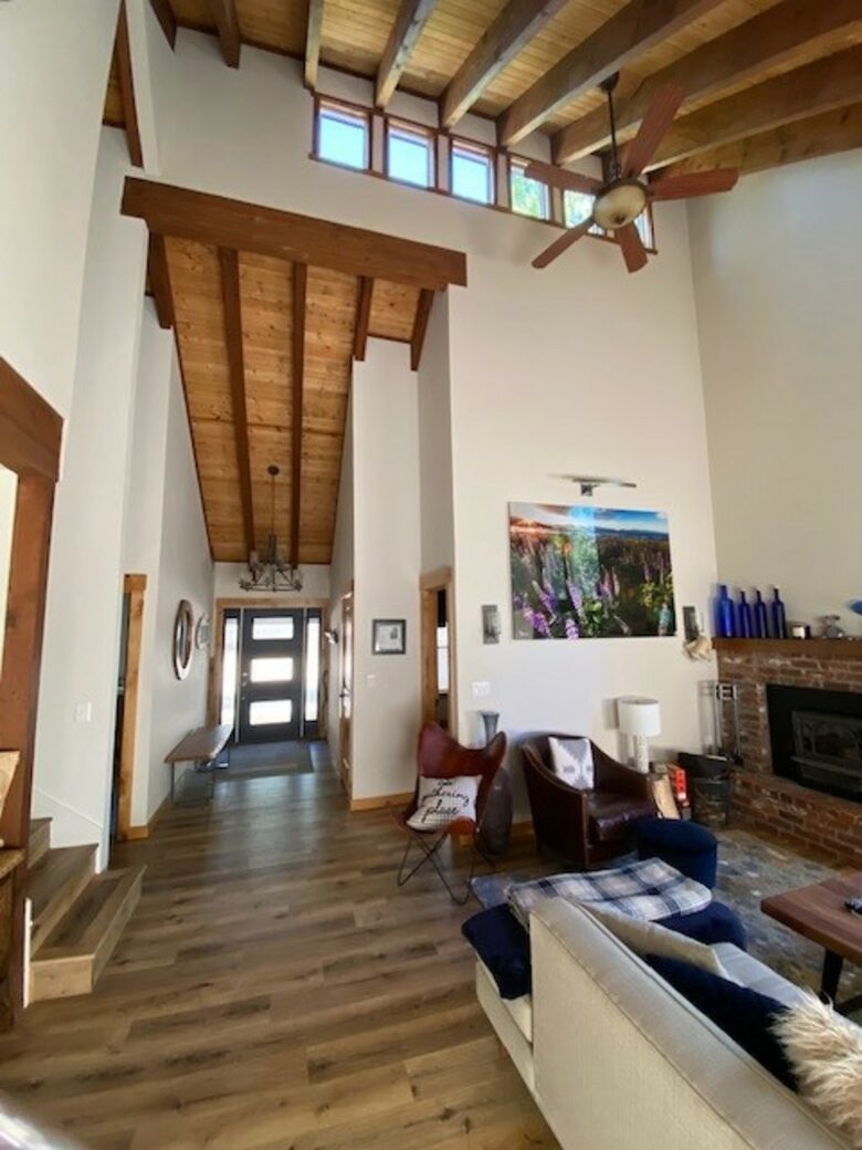 Sleeping Bear Cabin | Forest View Mountain Retreat in Truckee - Truckee, California