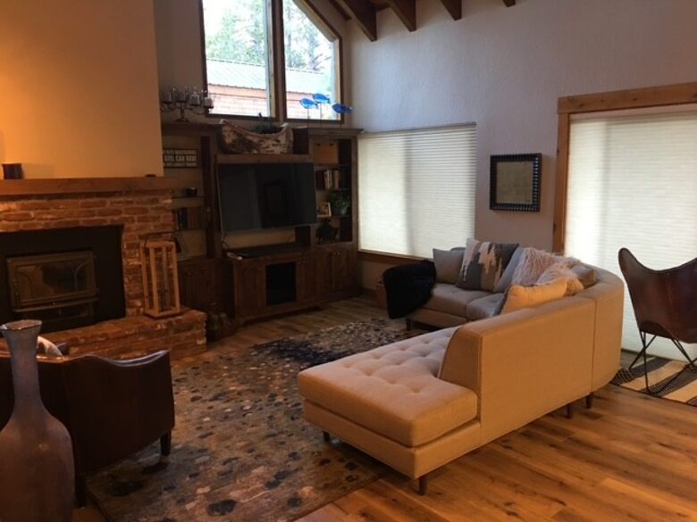 Sleeping Bear Cabin | Forest View Mountain Retreat in Truckee - Truckee, California