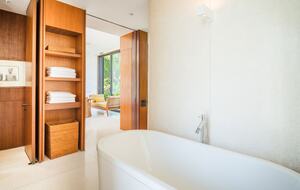 Modern Balinese Masterpiece by the Sea - Kabupaten Badung, Indonesia