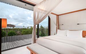 Modern Balinese Masterpiece by the Sea - Kabupaten Badung, Indonesia