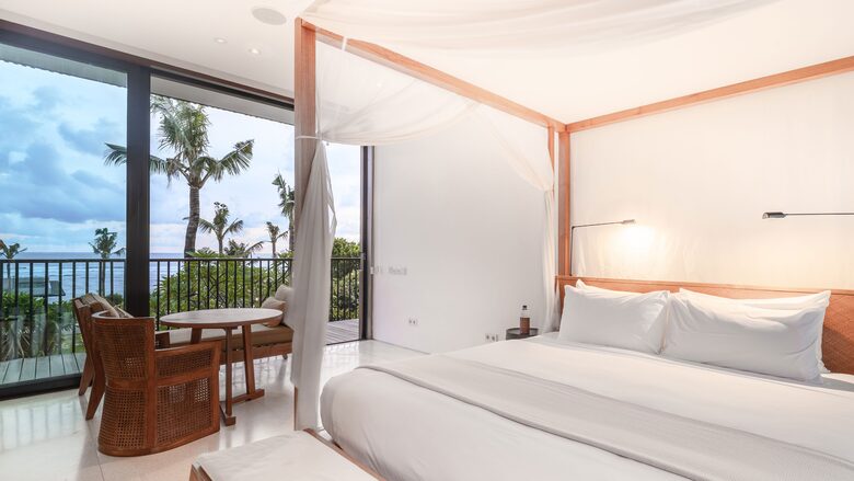 Modern Balinese Masterpiece by the Sea - Kabupaten Badung, Indonesia