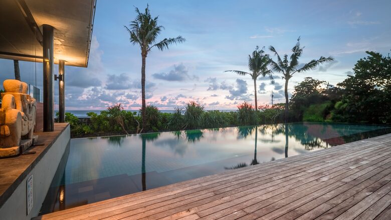 Modern Balinese Masterpiece by the Sea - Kabupaten Badung, Indonesia