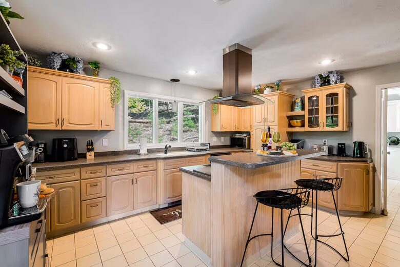 Wellness & Adventure Retreat with Scenic Views - Massanutten, Virginia